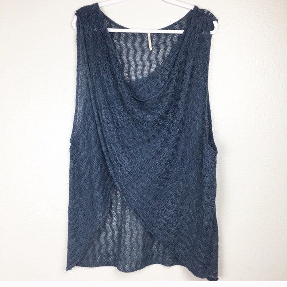 Free People Tops - 🌻Free people knitted sleeveless raw hem draped